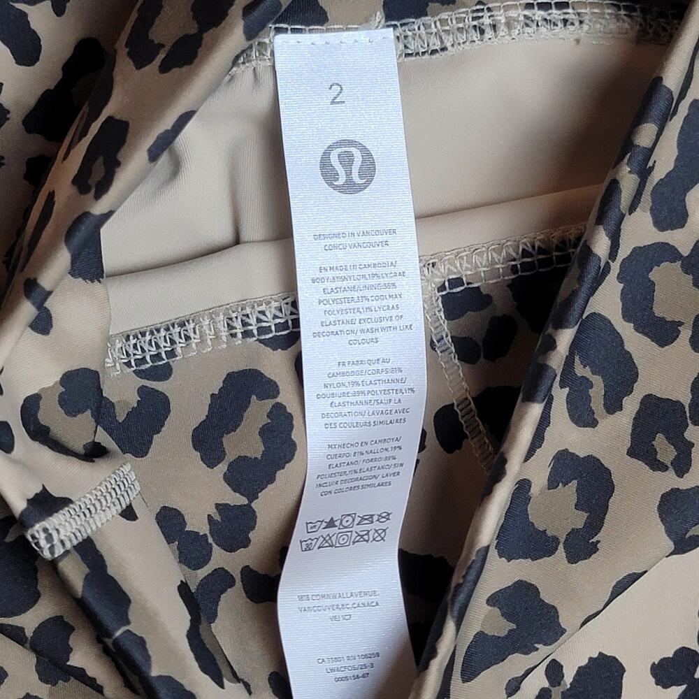 Lululemon Sz 2 Animal Print Defined Jacket Shorts Brown Leopard Set Activewear - Picture 9 of 13